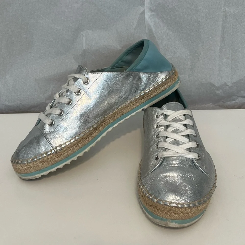 Aldo’s Women’s Platform Espadrille Silver Metallic‎ Sneakers Lace Up Shoes 8.5